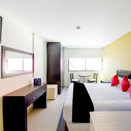 Hotel Escala Puebla Centro Esterno foto