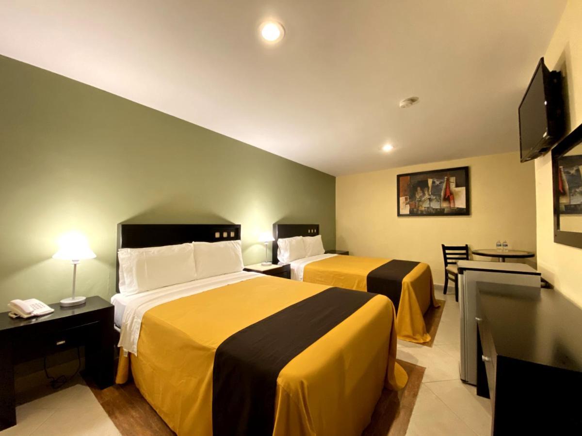 Hotel Escala Puebla Centro Esterno foto