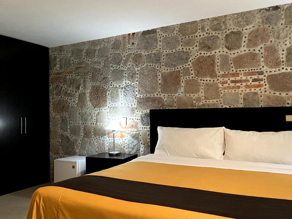 Hotel Escala Puebla Centro Esterno foto