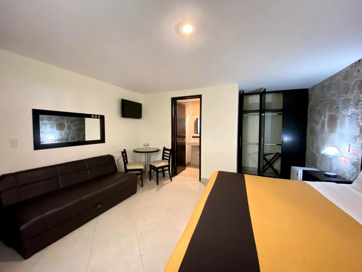 Hotel Escala Puebla Centro Esterno foto