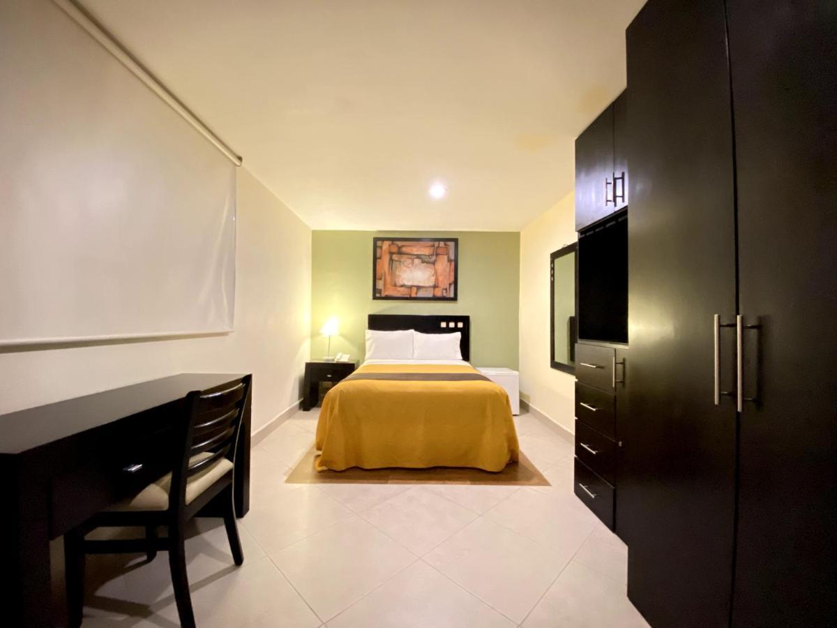 Hotel Escala Puebla Centro Esterno foto