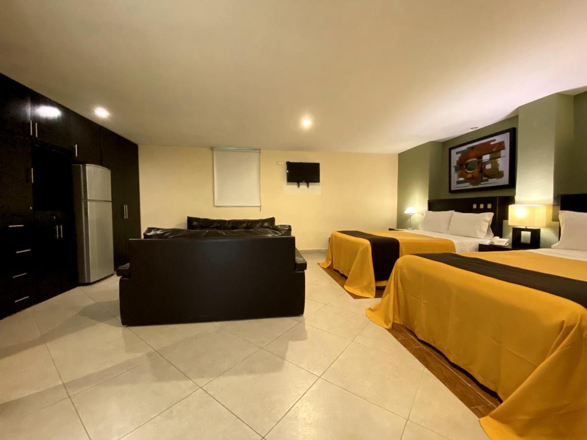 Hotel Escala Puebla Centro Esterno foto