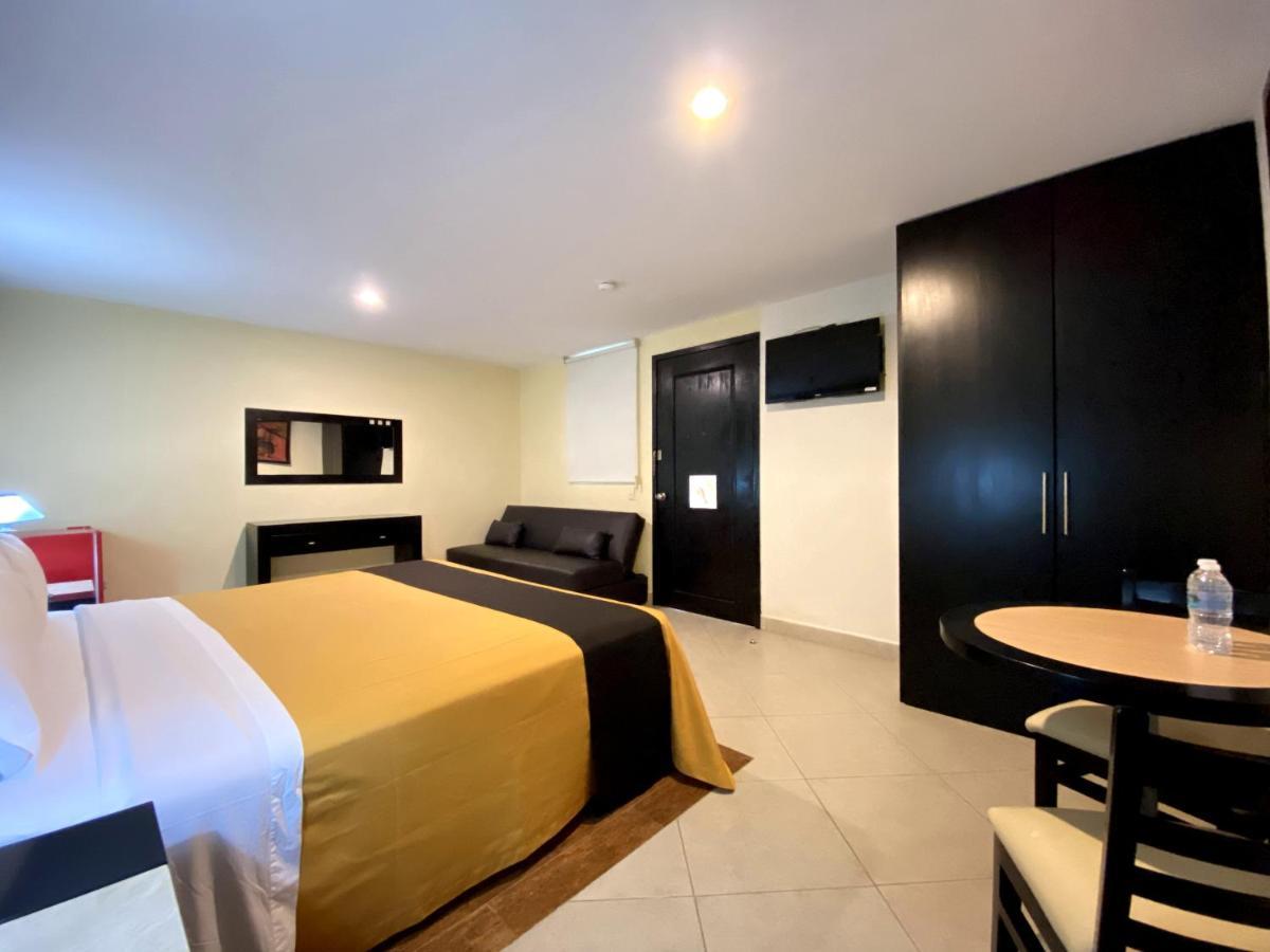 Hotel Escala Puebla Centro Esterno foto