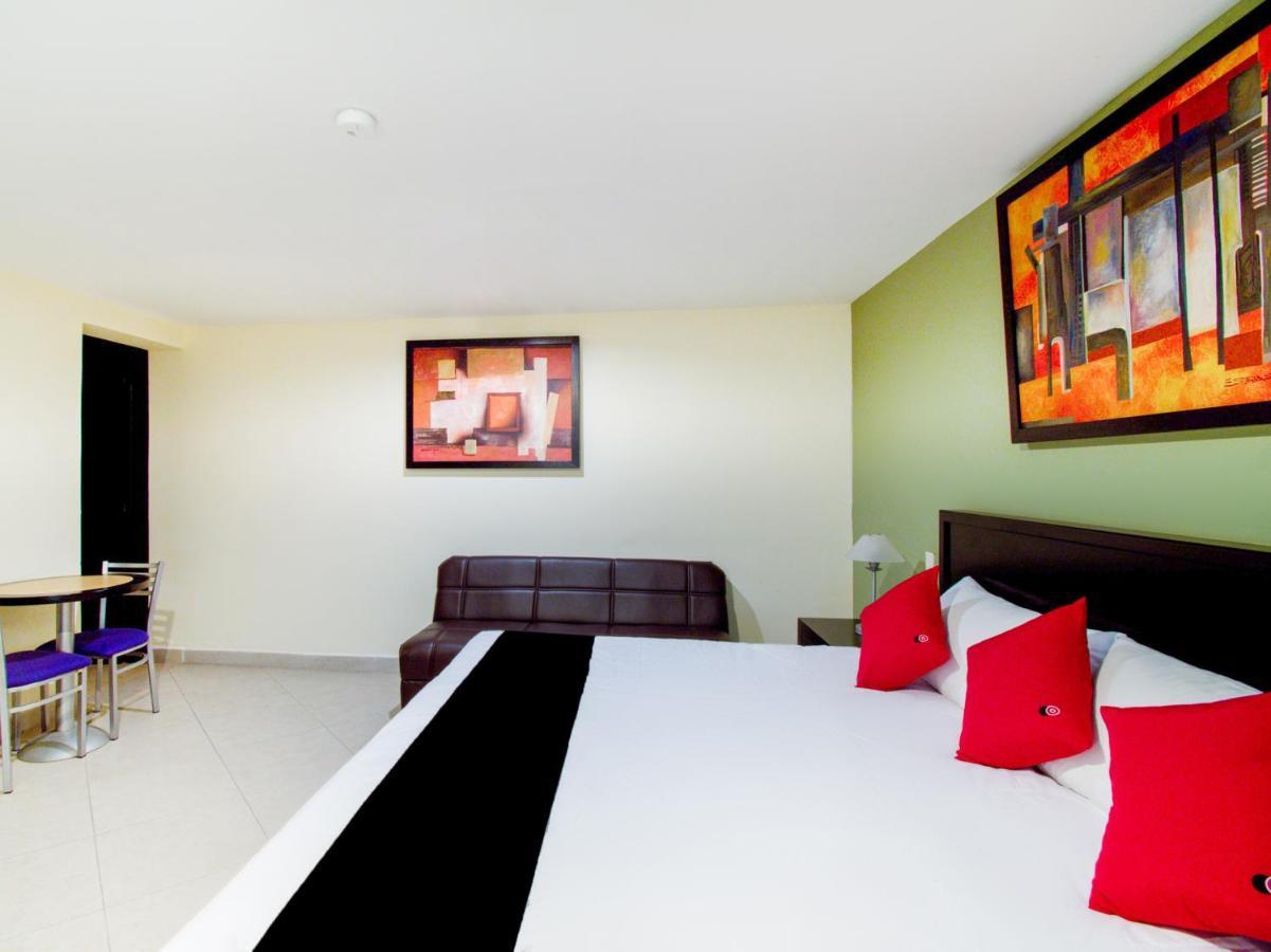 Hotel Escala Puebla Centro Esterno foto