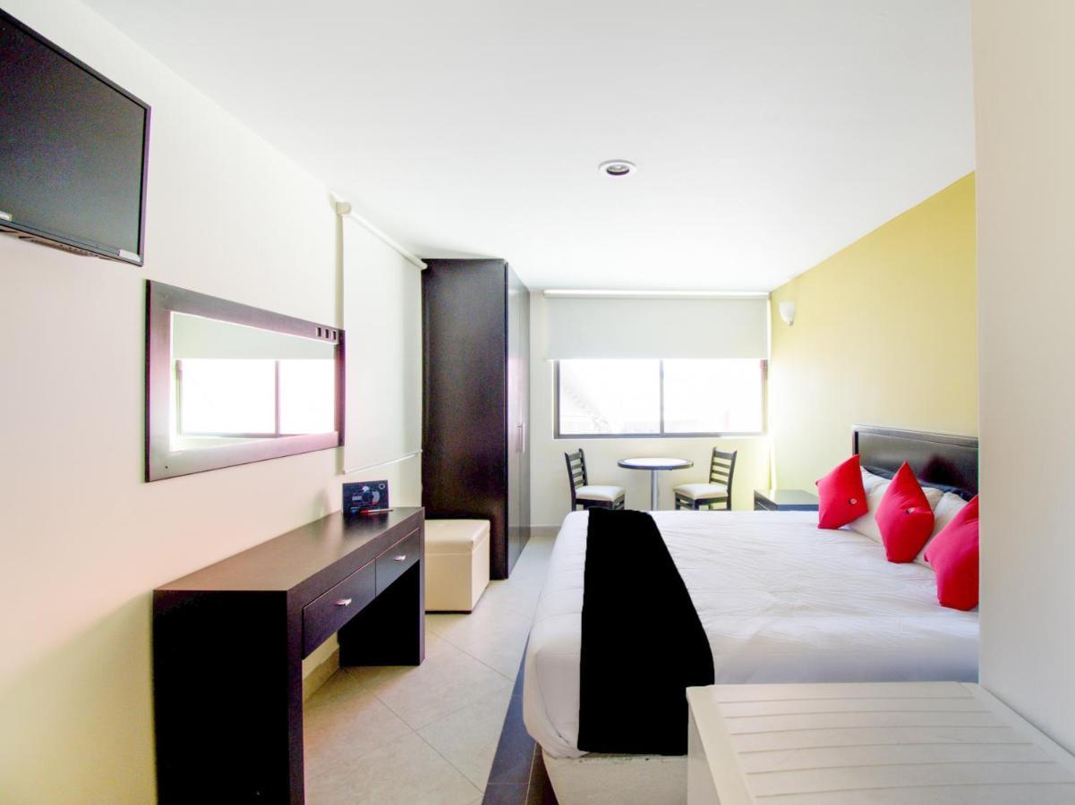 Hotel Escala Puebla Centro Esterno foto