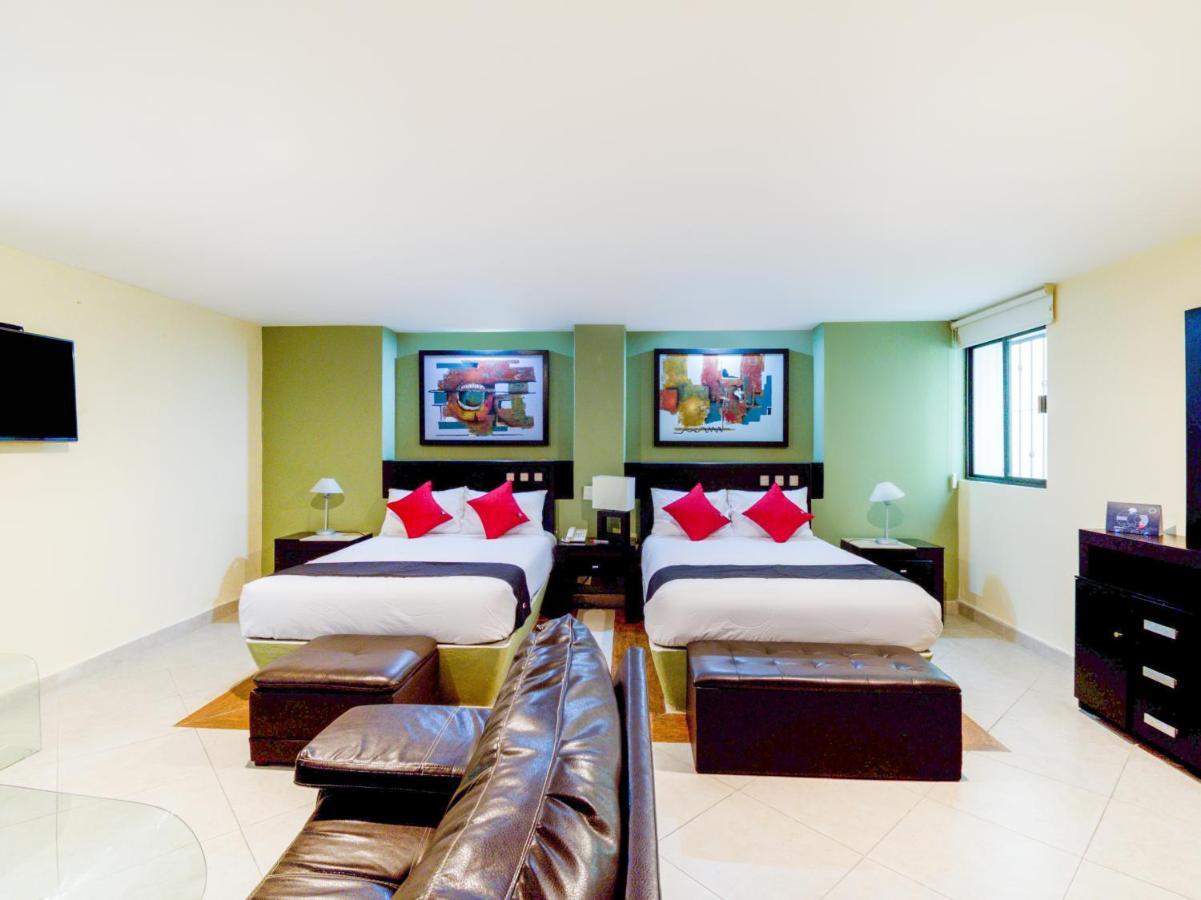Hotel Escala Puebla Centro Esterno foto
